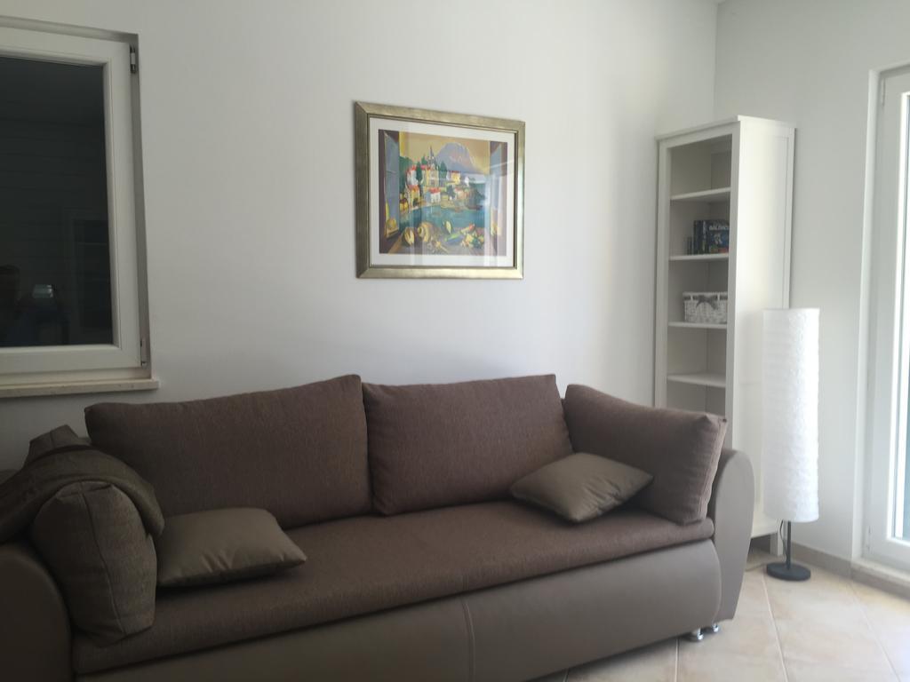 Apartment Maestral Рогач Экстерьер фото